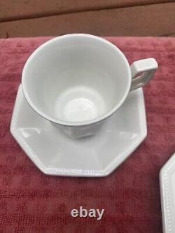 JOHNSON BROTHERS HERITAGE WHITE FOUR PLACE SETTINGS/20PCS (2 Available)