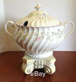 JOHNSON BROTHERS SUMMER CHINTZ Tureen w Lid NEAR MINT Made in England RARE