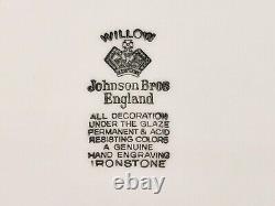 JOHNSON Bros Blue Willow Ovel SERVING Plate England