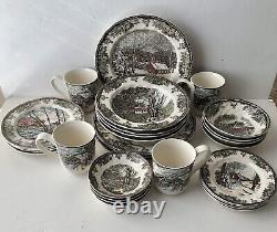 Johnson Bros. 28-piece Dinner Set Vajilla FRIENDLY VILLAGE England 1883