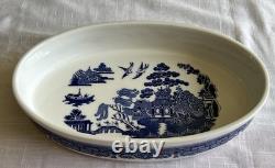 Johnson Bros. Blue Willow Heavy Oval Casserole Baking Dish 11 3/4-England-Great