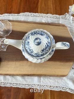 Johnson Bros Coach Scenes Large Tea Pot