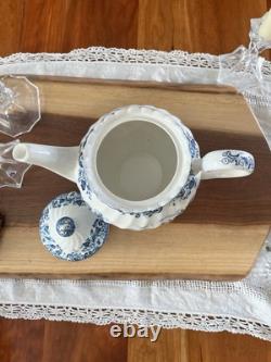 Johnson Bros Coach Scenes Large Tea Pot