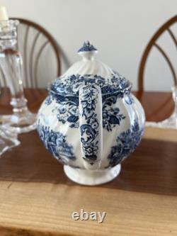 Johnson Bros Coach Scenes Large Tea Pot