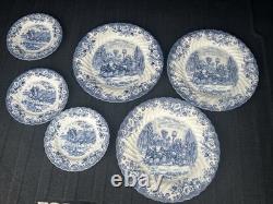 Johnson Bros Coaching Scenes vintage Blue & White set 5 Dinner and salad Plates
