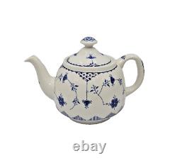 Johnson Bros DENMARK BLUE Teapot & Lid EXCELLENT