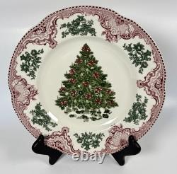 Johnson Bros England 1883 Old Britain Castles Christmas Tree Dinner Plate 10.5