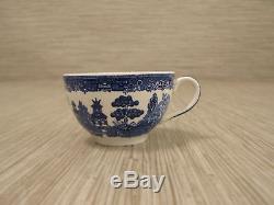 Johnson Bros England Blue Willow Earthware 46 Piece Set Plate Bowl Cup Saucer