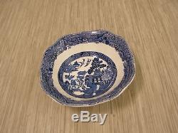 Johnson Bros England Blue Willow Earthware 46 Piece Set Plate Bowl Cup Saucer