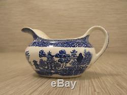 Johnson Bros England Blue Willow Earthware 46 Piece Set Plate Bowl Cup Saucer