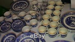 Johnson Bros England Blue Willow Earthware 79 Piece Set Plate Bowl Cup Saucer