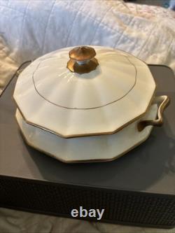 Johnson Bros England Covered Vegetable Dish with Lid