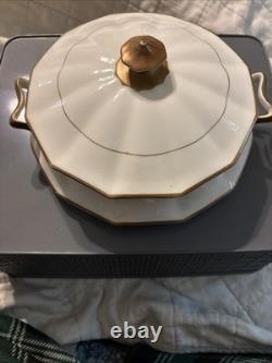Johnson Bros England Covered Vegetable Dish with Lid