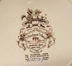 Johnson Bros, England Plate, Windsor Ware, 10.5 Inches Johnson Bros, England Plate, Windsor Ware, 10.5 Inches