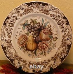 Johnson Bros, England Plate, Windsor Ware, 10.5 Inches, Great Condition