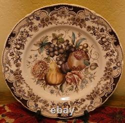 Johnson Bros, England Plate, Windsor Ware, 10.5 Inches, Great Condition