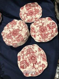 Johnson Bros English Chippendale Red And White Set Of 12 Dessert Plates Ruffled