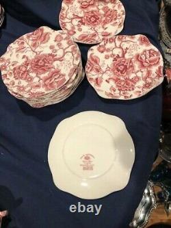 Johnson Bros English Chippendale Red And White Set Of 12 Dessert Plates Ruffled