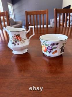 Johnson Bros Fresh Fruit Dining Set