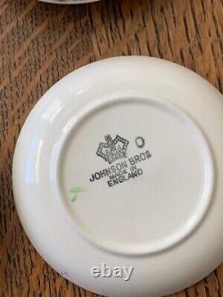 Johnson Bros Friendly Village Merry Christmas Plate 4 1/8 Set of 4 Excellent
