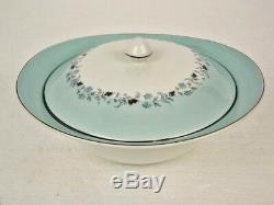 Johnson Bros. Hard to Find D1 Snowhite Covered Serving Dish Made in England EUC