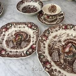 Johnson Bros. His Majesty 5 Pc Place Setting -SET OF 10