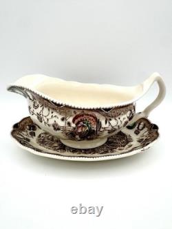 Johnson Bros His Majesty (England, Older) -Gravy Boat & Underplate/Relish, 8 1/8