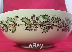 Johnson Bros Merry Christmas 12 Punch Salad Serving Bowl Large Rare Classic USA