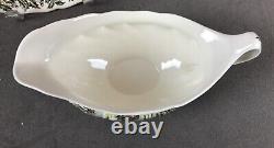 Johnson Bros Merry Christmas Gravyboat Gravy Boat Under Plate