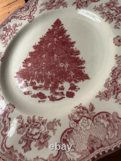 Johnson Bros Old Britain Castles Christmas Dinner Plates 10.5 Red/White England