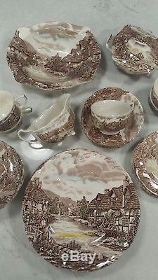 Johnson Bros Olde English Countryside 32 piece set made in England