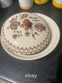 Johnson Bros Stafford Shire Jamestown Hand Engraving Dinnerware Set (110pcs)