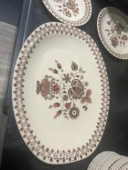 Johnson Bros Stafford Shire Jamestown Hand Engraving Dinnerware Set (110pcs)