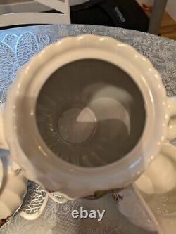 Johnson Bros Staffordshire Bouquet milticolor fine china set