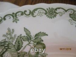 Johnson Bros. White & Green Fruit Basket 10 1/2 Dinner Plate Made in England