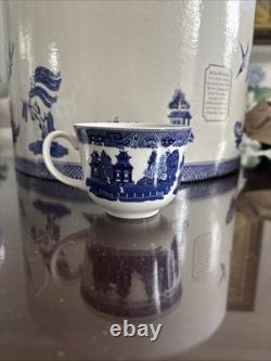 Johnson Bros Willow Blue 13 Pc Tea Set