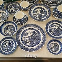 Johnson Bros Willow Blue Dinnerware 32 pcs. Made in England Never Used NOS