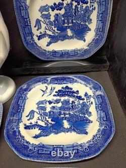 Johnson Brothers Blue Willow Earthenware 7 3/4 Square salad Plates set of 8