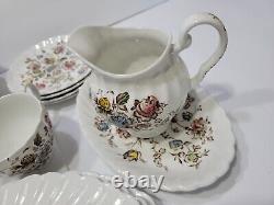 Johnson Brothers Bros Staffordshire Bouquet 31pc Serv for 4 Dinner Plates + MINT