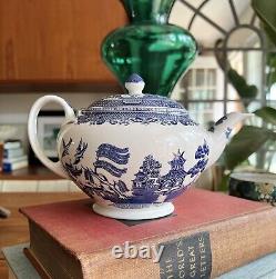 Johnson Brothers Bros Willow Blue Tea Pot Large Pottery England Mint