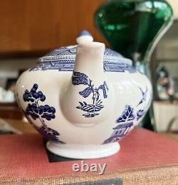 Johnson Brothers Bros Willow Blue Tea Pot Large Pottery England Mint