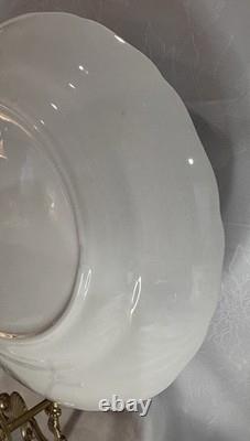 Johnson Brothers CHRISTMAS The Friendly Village 15.25 Oval Serving Platter