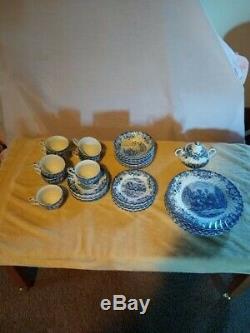 Johnson Brothers Coaching Scene Blue Dish Set Made in England. (Hanley) Ltd