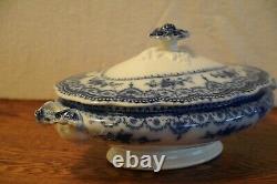 Johnson Brothers Dorothy Flow Blue Vegetable with Lid Nice