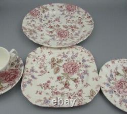 Johnson Brothers England China ROSE CHINTZ Service for Four 20 Pieces