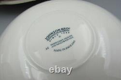 Johnson Brothers England China ROSE CHINTZ Service for Four 20 Pieces