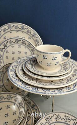 Johnson Brothers England, Petite Fleur Blue 30 pcs Dinnerware Blue Flowers