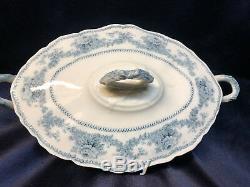 Johnson Brothers England Raleigh Covered Vegetable Bowl Blue Floral Scalloped