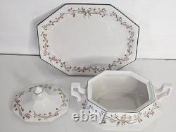 Johnson Brothers Eternal Beau Dinner Set Service For 8 + Extras 62 Piece England
