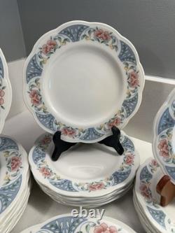 Johnson Brothers Floral Fine China 40pc Dinnerware Set England Staffordshire